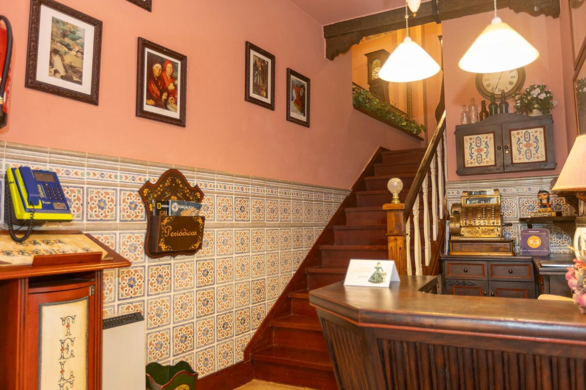 Escuder Apartamentos Turisticos รีบาเดโอ ภายนอก รูปภาพ