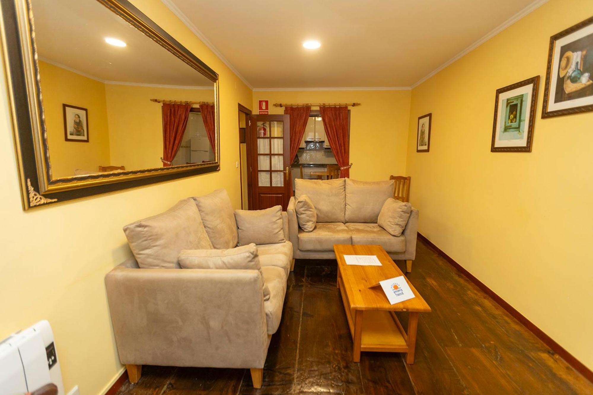Escuder Apartamentos Turisticos รีบาเดโอ ภายนอก รูปภาพ
