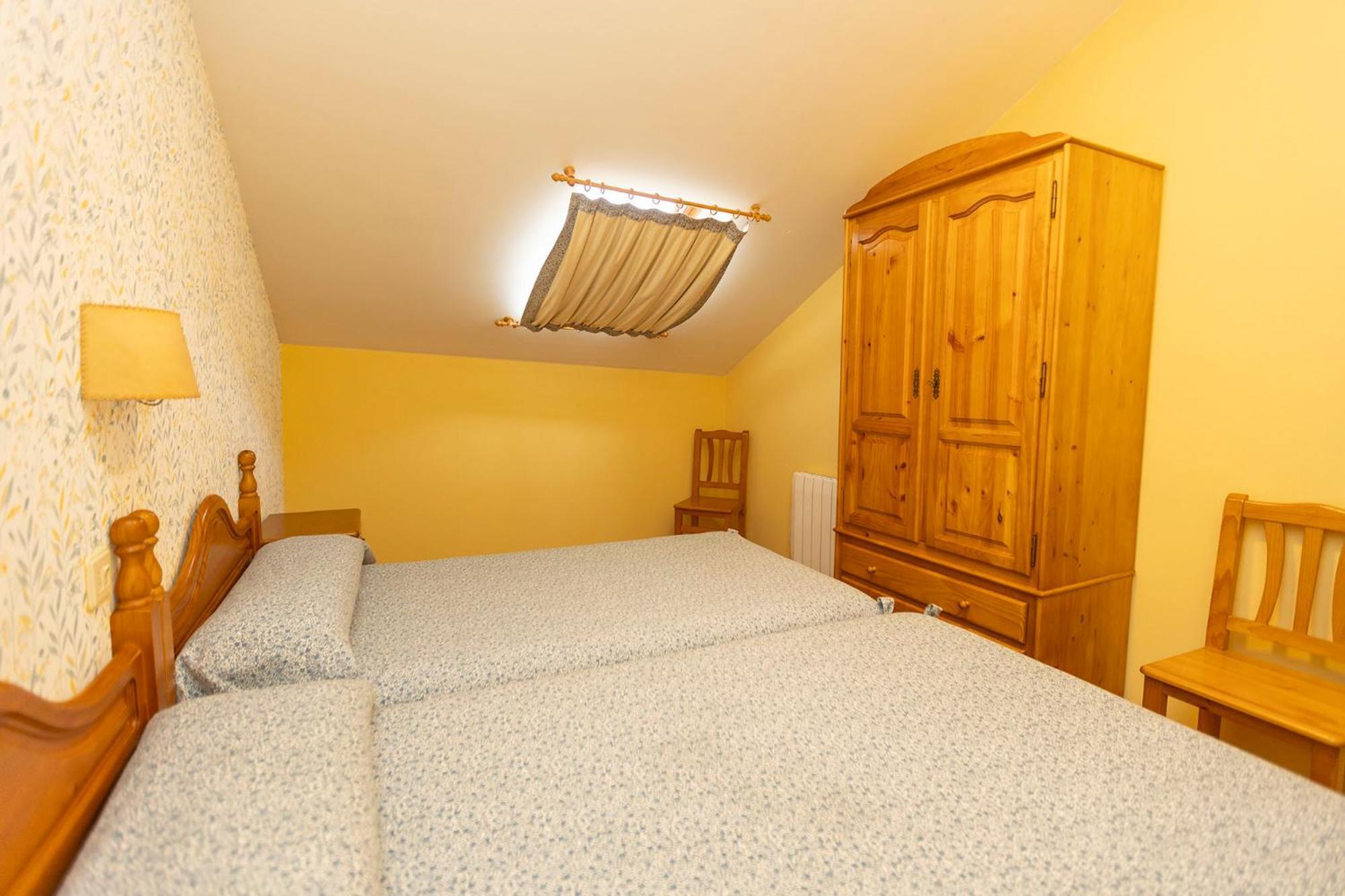Escuder Apartamentos Turisticos รีบาเดโอ ภายนอก รูปภาพ
