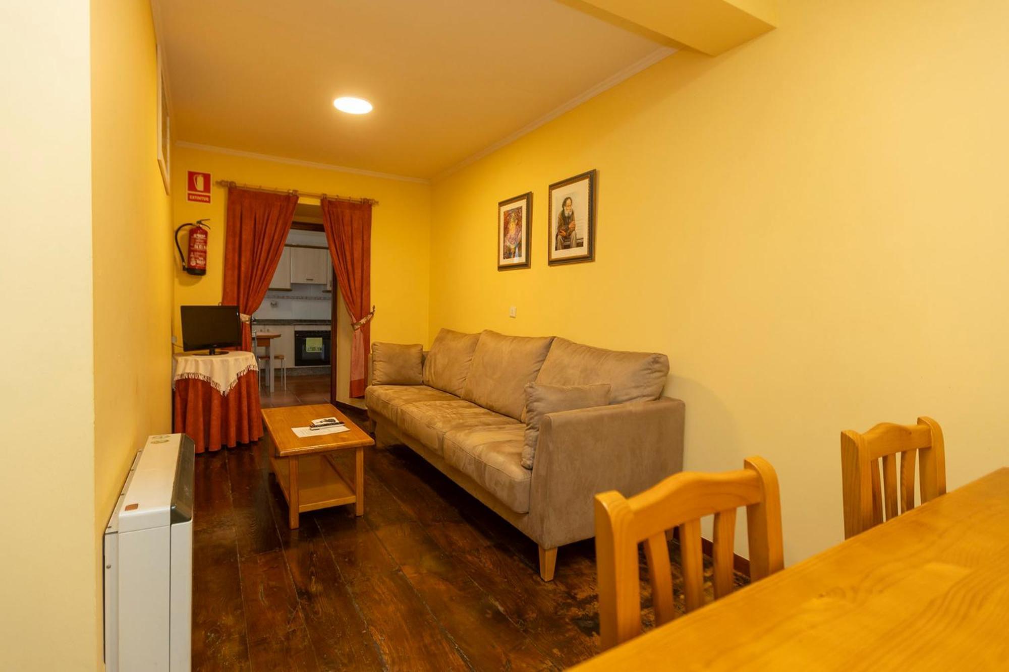 Escuder Apartamentos Turisticos รีบาเดโอ ภายนอก รูปภาพ