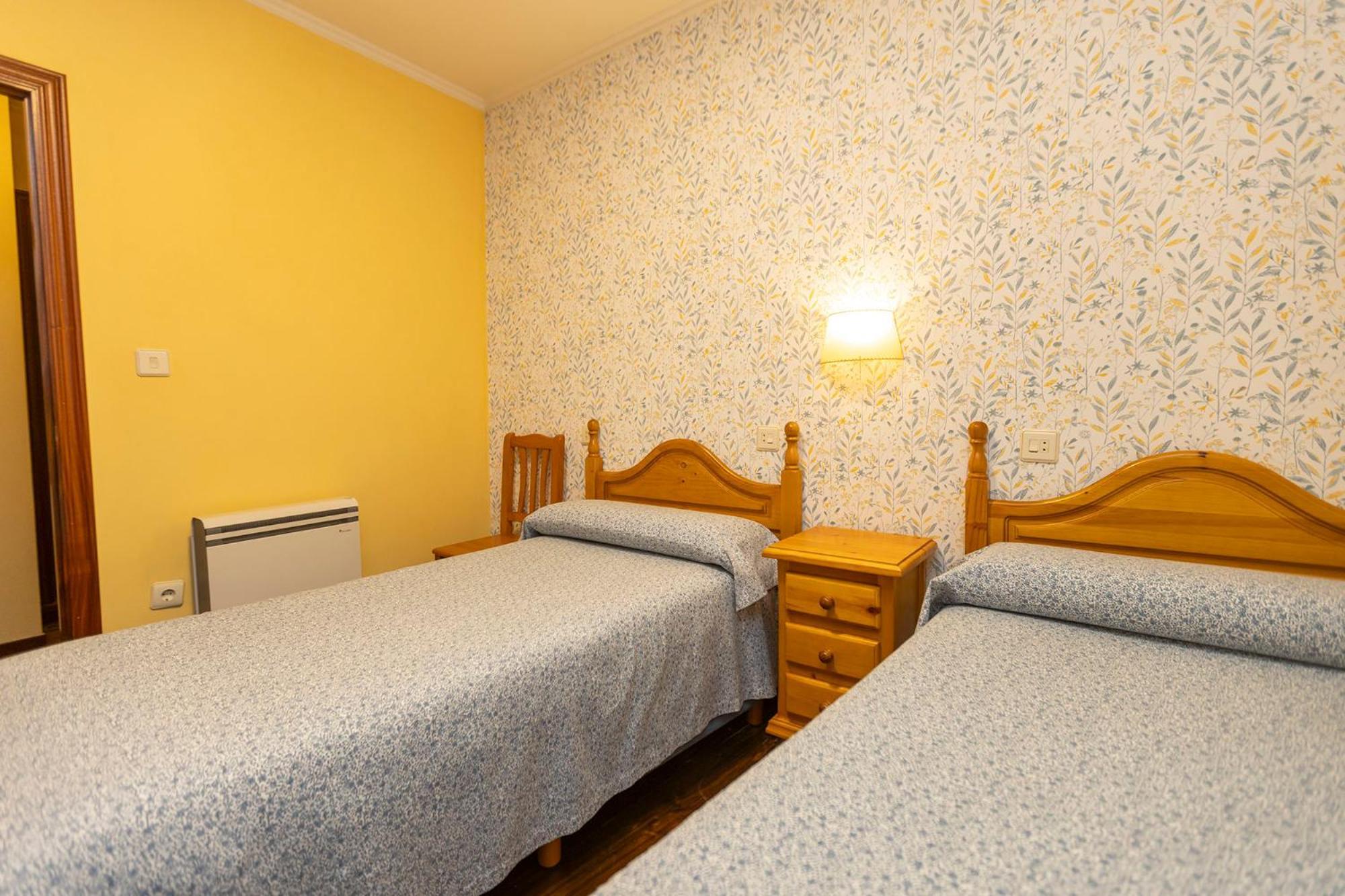 Escuder Apartamentos Turisticos รีบาเดโอ ภายนอก รูปภาพ