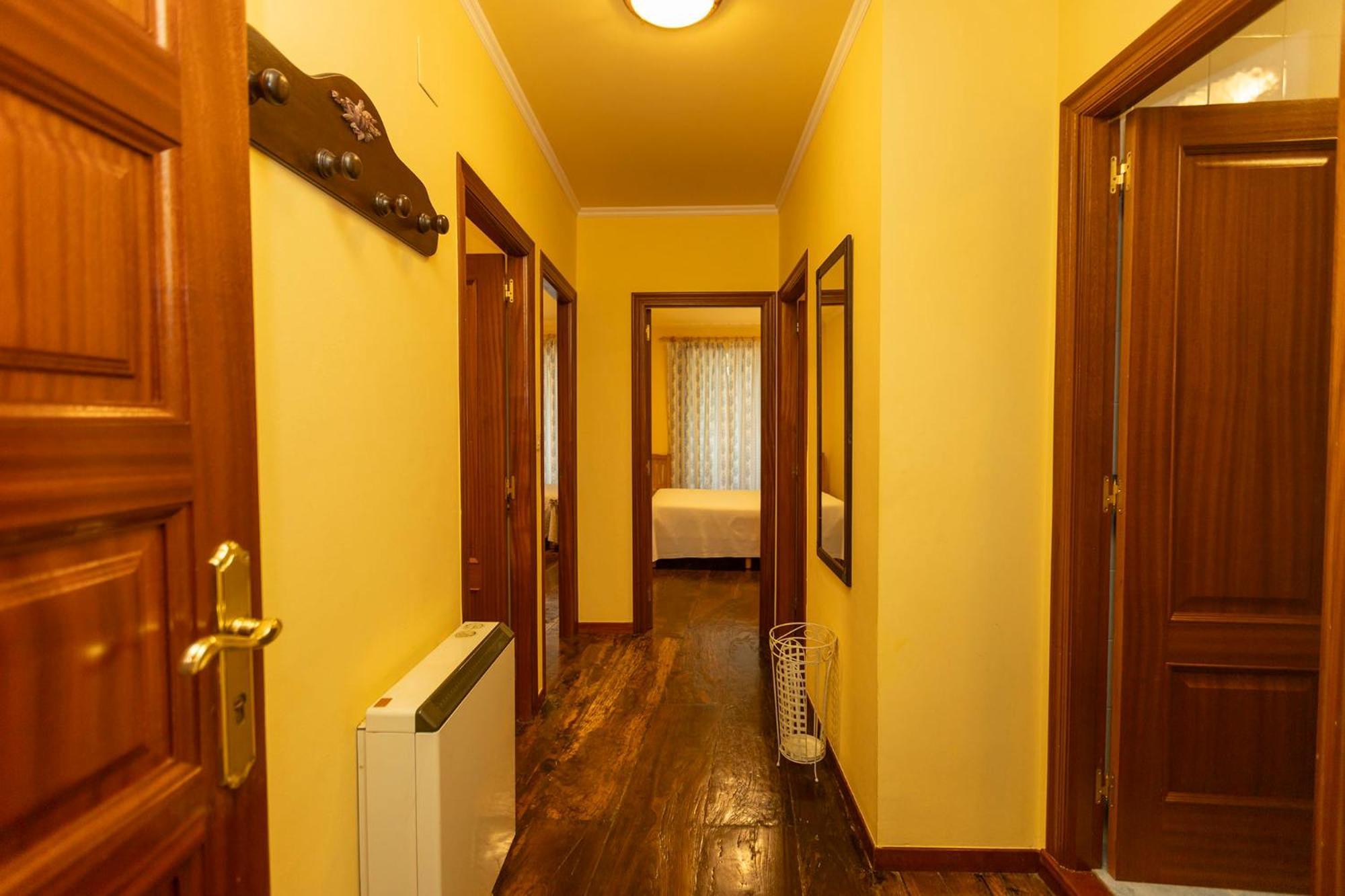 Escuder Apartamentos Turisticos รีบาเดโอ ภายนอก รูปภาพ
